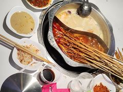 -佰人王串串香火锅(洋珠巷店)