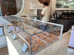 -VERIE BAKEHOUSE