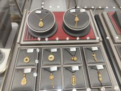 -世纪缘珠宝(历下旗舰店)