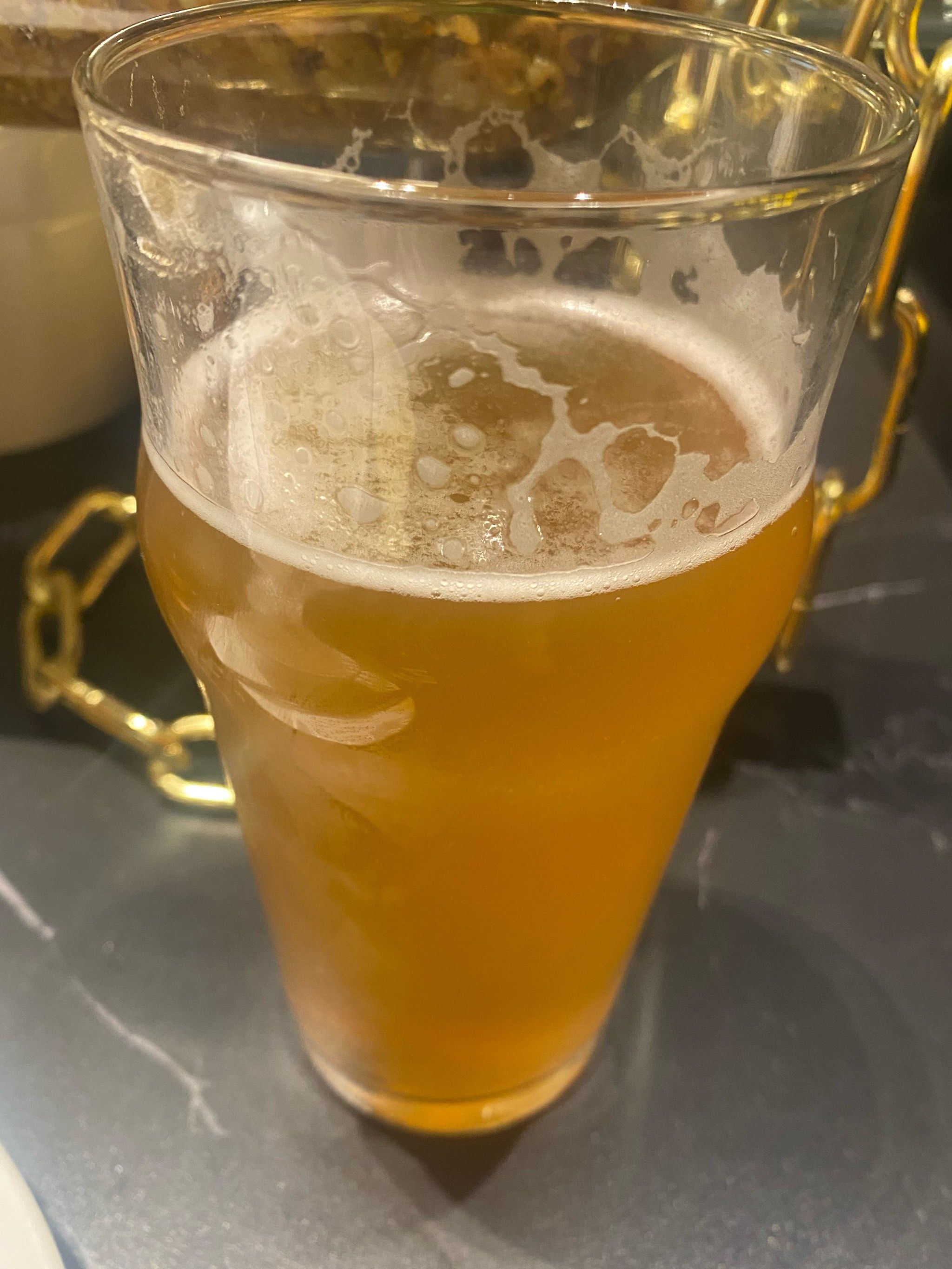 喝啤酒为什么肚子大 喝啤酒为什么肚子大