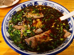 -嘻小北·兰州清汤牛肉面(太平洋森活天地店)