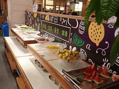 自助取餐区-金石青云炭火烤肉店(中房上东花墅店)