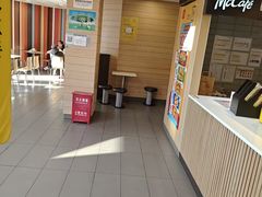 -麦当劳(乳山路店)