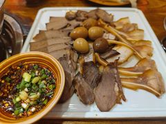-亮欢寨酸汤鱼(沙冲路店)
