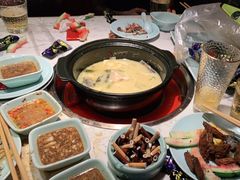 -捞神煲汤火锅(湖滨商业街店)
