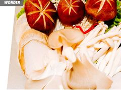 -坎爷秘制火锅(一格广场店)