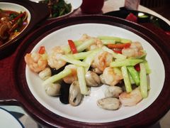 -香山湖家家宴(中山陵店)
