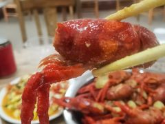 蒜蓉虾-小李子油焖大虾向阳总店