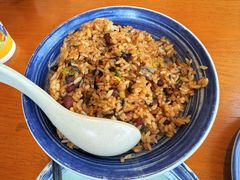 -包整·丝娃娃(一览甲秀楼风景店)