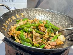 -费大厨辣椒炒肉(黄兴中心广场店)