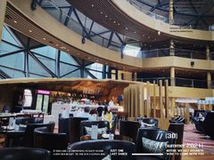 -上海滴水湖皇冠假日酒店