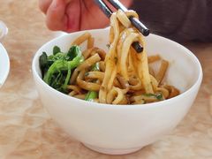 -华威达牛庄(黄埔大道西店)