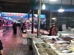 -锦绣大地生鲜食品厅(巨山路店)