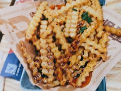 -魔都三兄弟酸辣粉·蘸卤炸串(虹桥万科店)