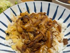 -红猪卤肉饭(大西洋美食城店)