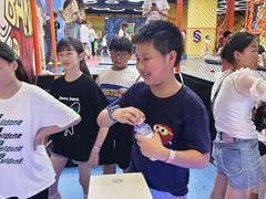 -爱蹦iBOON蹦床运动馆(江汉店)