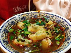 红油抄手-爆炸头阿姨小四川正宗川味小吃(无任何分店)