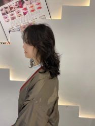 -妞妞麻吉美发沙龙