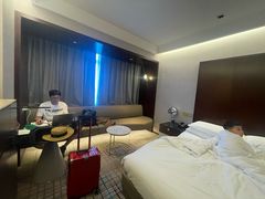 -上海龙之梦万丽酒店