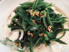 -ROAST coffee & eatery