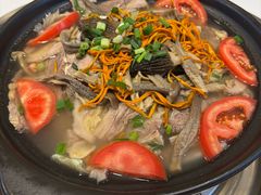 -乡土特色.冷锅鱼.牦牛肉汤锅