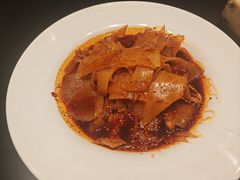 -艳阳天民俗村(公园路店)