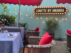 -弦月窗LUNETTE BY AMANDA(复兴路店)