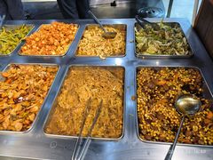 -食里香自助快餐(香槟小镇店)
