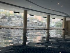 -格易美游泳馆健身房(新昆仑店)