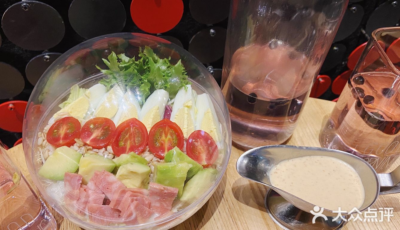 福州探店｜不陌生的老网红餐厅——『鲜猫』
