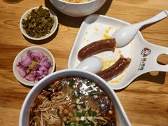-金婆婆重庆小面(光彩店)