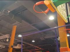 -Tenker Club弹刻极限主题公园 · 蹦床 · 团建 · 生日派对(大关店)