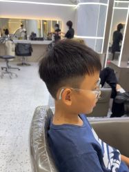 -苏豪路易士·嘉玛发廊