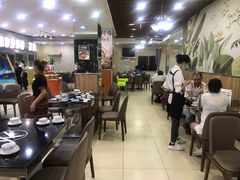 大堂-刘记糟粕醋海鲜烧烤