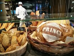 -星巴克(港汇1号办公楼店)