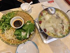 清汤牛排火锅-南京大个子龙虾精菜馆