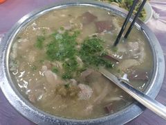 -卢六川汤肉(南方花园店)
