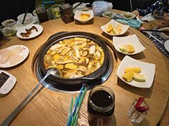 -一朵菌·野生菌探索家火锅(南亚店)