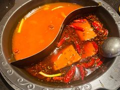 -宽板凳老灶火锅(簋街店)