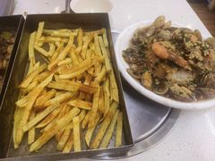 -老东镇啤酒屋海鲜加工·蒸汽海鲜·海鲜烧烤(台东店)