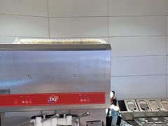 -DQ·蛋糕·冰淇淋(湖景东路店)