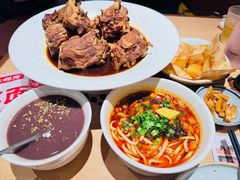 -大师兄·西北小馆(北站缤果空间店)