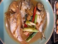 -鑫悦楼煎蟹·16年海鲜大排档