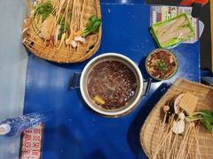 -马路边边 传媒大学店