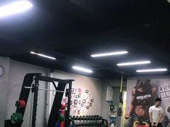 -征成健身连锁私教工作室(九公里店)