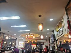 -烧哥美蛙肥肠鱼火锅·十五年社区店