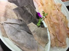 -红九格老火锅(三峡广场店)