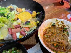 -万记麻辣烫国展总店