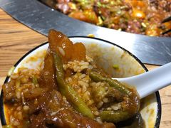 -山河屯铁锅炖(哈西站店)