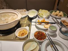 -如一鸡鲍鱼·粤式煲汤(长泰广场店)
